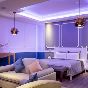 Vogue Boutique Motel
